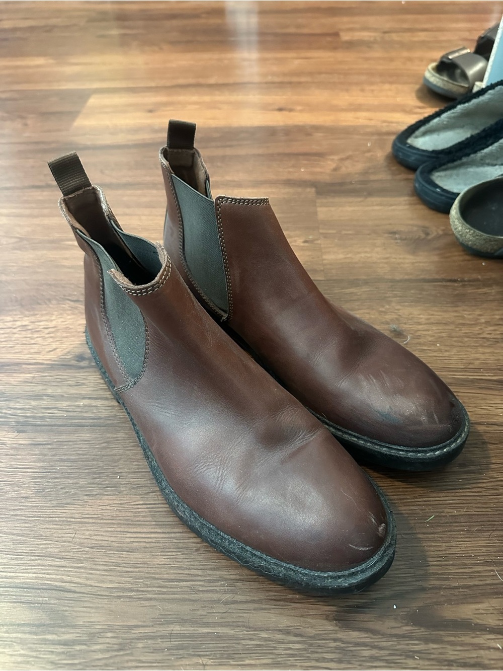 Clarks Brown Leather Chelsea Boots - Classic Slip-On Style